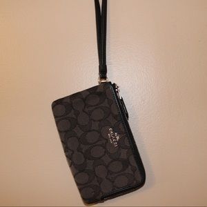 Coach wristlet/wallet